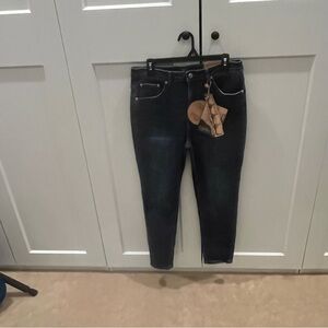 Monkey Ride NWT Women’s  Straight Leg Jeans in Classic Dark Indigo Wash